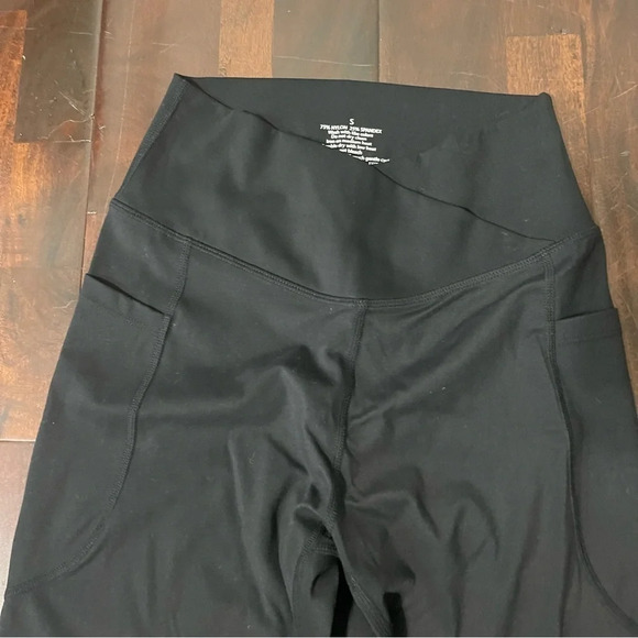 High Waisted Cross Over Flare Black Leggings Women’s Size Small - Picture 2 of 6